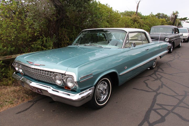 1963_Chevrolet_Impala_2_door_Hardtop_(15975332740)